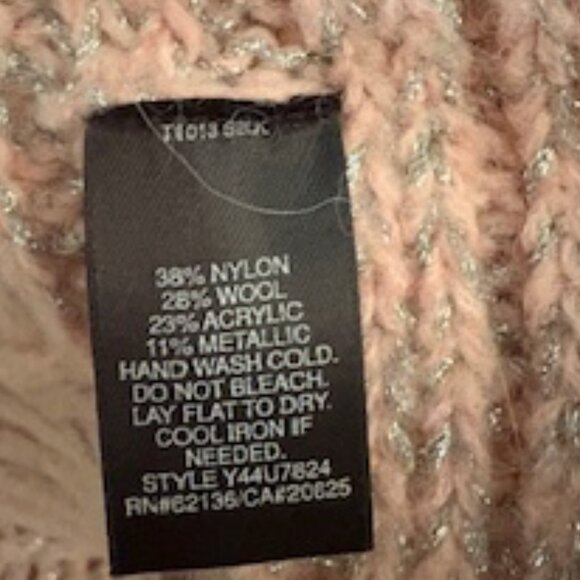 Metallic Pink crochet shrug - Picture 5 of 6